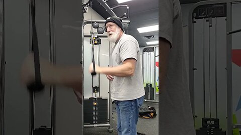 Triceps pull downs single arms , Crazy 🤪 old man