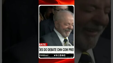 Lula (PT) analisa participação no primeiro debate do segundo turno | @SHORTS CNN