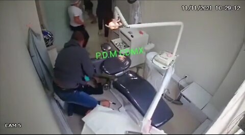 Off Duty Brazilian Cop STOPS Robbery While Getting Dental Checkup