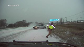 State trooper reminds drivers of 'Move Over Law' amid snowstorm