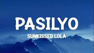 SunKissed Lola - Pasilyo - Lyrics