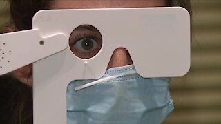 Eye doctors warn remote learning, increased screen time could reveal eye problems in children