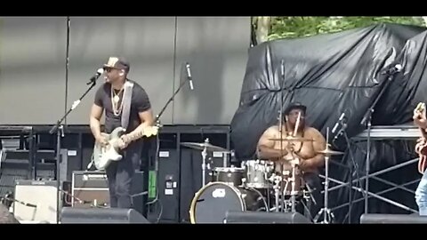 Ayron Jones "Voo Doo Child' Jimi Hendrix LIVE Earthday Birthday 28 Orlando Florida April 23, 2022
