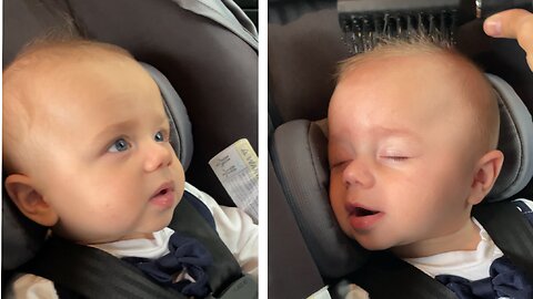 Baby’s Hilarious Reactions To Comb