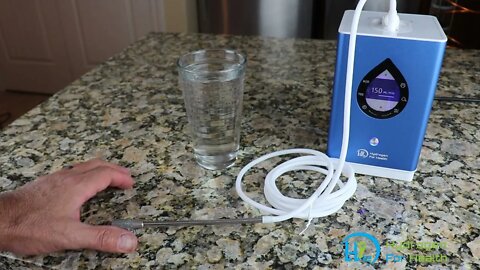 Hydrogen diffusion wand for making hydrogen water