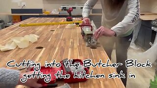 Putting in our sink in the butcher block counters #kraussink #hedgehogshomestead