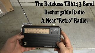 The Retekess TR614 AM FM SW Rechargeable Portable Radio. A cool retro radio with woodgrain.