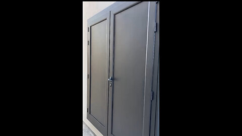 Aluminum door