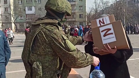 ★★★ Russian Servicemen delivered a batch of humanitarian aid to Mariupol
