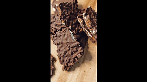 Chocolate Peanut Butter Protein Pretzel Bark