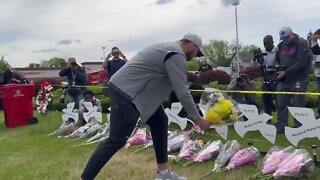 Bills, Sabres, Bandits, Conway the Machine and Benny the Butcher pay respects at Buffalo mass shooting memorial