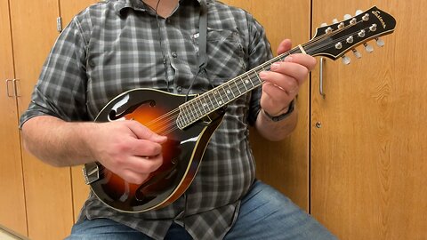 Eastman MD605 Mandolin Demo