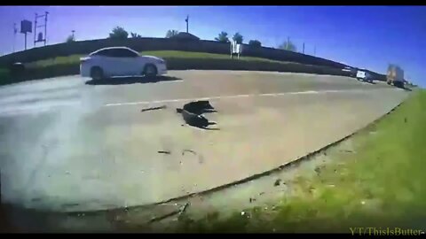 Shocking video shows Royse City police officer being struck by vehicle
