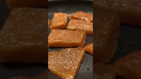 🧧 Sticky Stretchy Nian Gao (Chinese New Year Rice Cakes) 年糕 #shorts