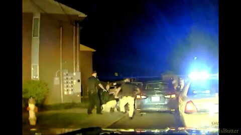 Sheriff’s deputies used excessive force on innocents, lawsuit claims