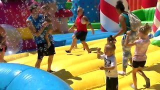The world's largest bounce in Waukesha does not dissapoint