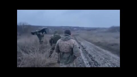UKRAINIAN ARMY LAUNCHES JABLIN FGM 148 ANTI AIRPLACE MISSILE! RUSSIA UKRAINE WAR!