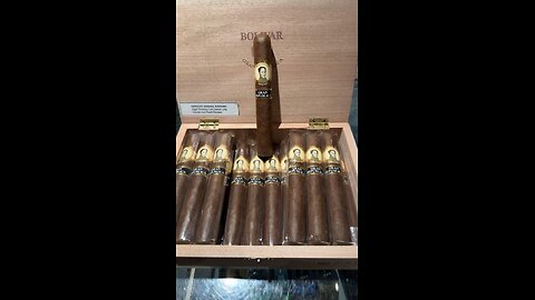 Cigar of the Day: Bolivar Gran Republica 6x54 Toro #Shorts #Cigars #CigaroftheDay #SNTB