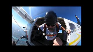 Jump #628 - Skydive the Falls