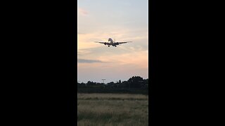 Emirates Plane 777 Landing Birmingham Airport