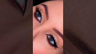 Easy Foxy Eyeliner Tutorial #shorts