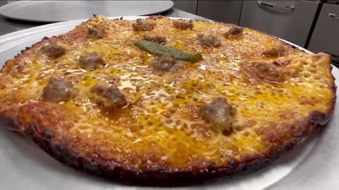 'Hot oil' pizza at the new Colony Grill spices up the food scene at Midtown Tampa