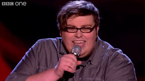 Ash Morgans amazing performance of Never Tear Us Apart Blind Auditions The Voice UK BBC