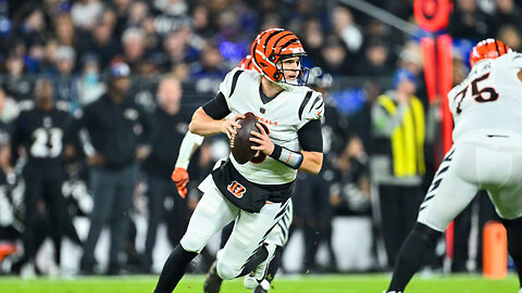 Bengals Lose Burrow With Sprained Wrist In Loss To Ravens