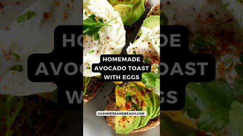 Let's make avocado & fried egg toast #recipe #avocadotoast #cooking