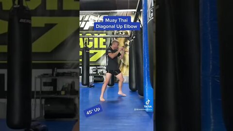 Muay Thai Diagonal Up Elbow