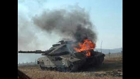 Un UAV de Hamas lanza municiones en tándem sobre un tanque israelí Merkava IV