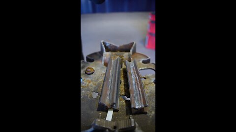 Cheap vs Expensive Weld #welder #bluecollar #trades #cheapweld #expensive