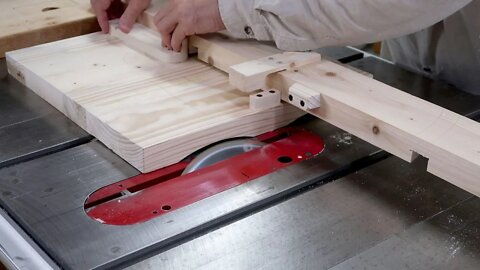 Carving a chair seat on the table saw