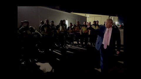 TRUMP❤️🇺🇸🥇🛫THANKS LAW ENFORCEMENT AT DALLAS AIRPORT IN TEXAS💙🇺🇸🏍️👮‍♂️🚔⭐️