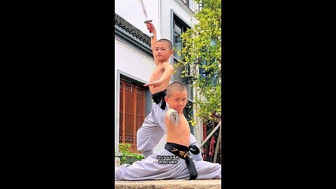 🔥 Fearless Shaolin Kids ⛩️ 1 Minute Onstage, 10 Years Offstage 💪 #MartialArts 🥋 #ShaolinKungFu 🥋