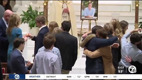 Local communities gather in honor of the 3 students killed on MSU campus