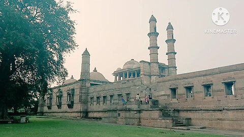 Exploring the Architectural Marvel | The Historic Mosques of Champaner