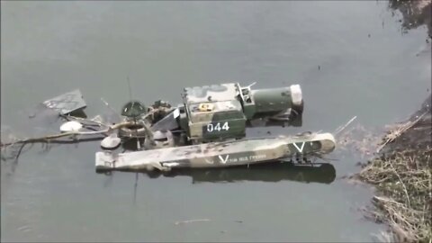 DRONE FOOTAGE OF DESTROYED/ABANDONED RUSSIAN MILITARY HARDWARE IN THE FLOODED-AREA NEAR MOSHCHUN!(3)