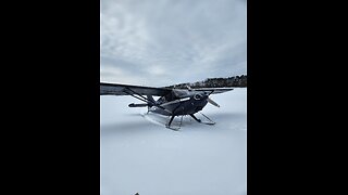 skiplane landing in the snow!