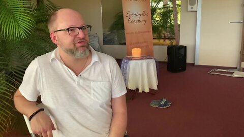 Heilströmen Kundalini-Shakti; Interview mit Phil