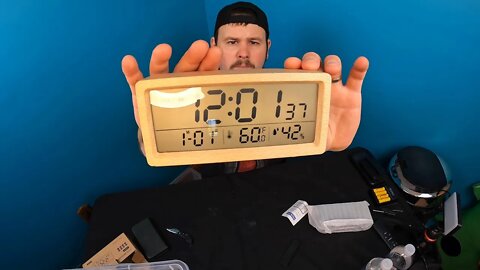 Unboxing: Digital Alarm Clock Bedroom Large Display Battery Operated Desk Clock with Snooze Time