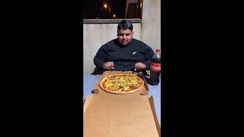 big pizza eating prank 😋