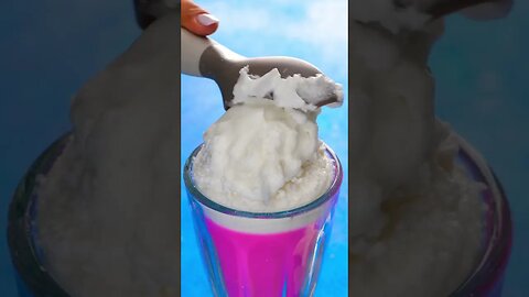 Creative candle in the shape of a milkshake 🍨