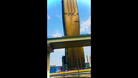 Dubai burj Kahlifa metro station 🚉