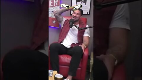 Theo Von Roasts Brendan Schaub - you look like a guy that would not retire from Hot Topic