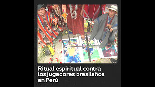 Chamanes peruanos realizan un ritual para ‘neutralizar’ a jugadores brasileños