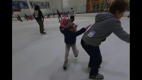 Family Ice Skating - Round 8