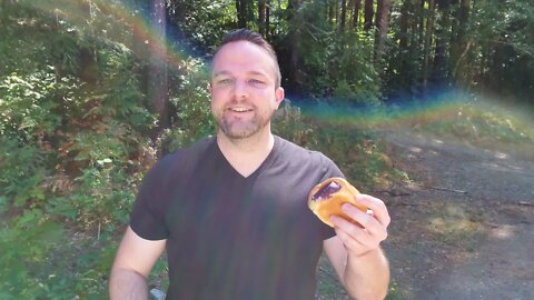 American Tries Filipino Snack: Ube Pastry - First Time!