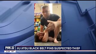 CITIZEN BLACK BELT TAKES DOWN ROBBER IN CONVENIENCE STORE!!!