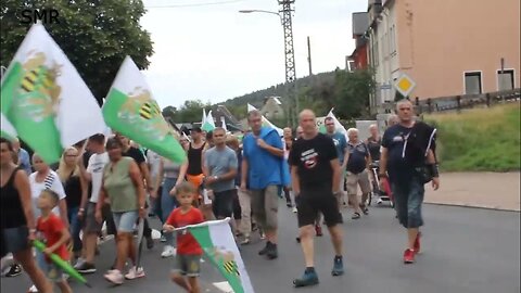 Grünhain Teil 2 Nach Niederlage der ,,Versammlungsbehörde" trommeln Patrioten aus Sachsen